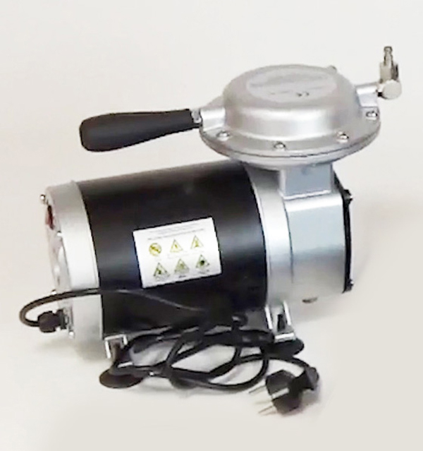MONTY Vakuumpumpe  < 120 Liter/min. mit Anschlussschlauch für Proben